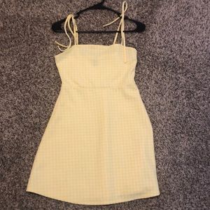 yellow grid dress